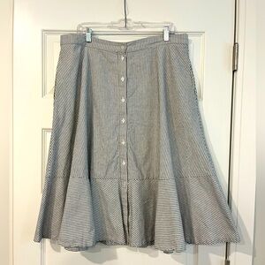 Eloquii Gray and White Midi Skirt size 16 with pockets!